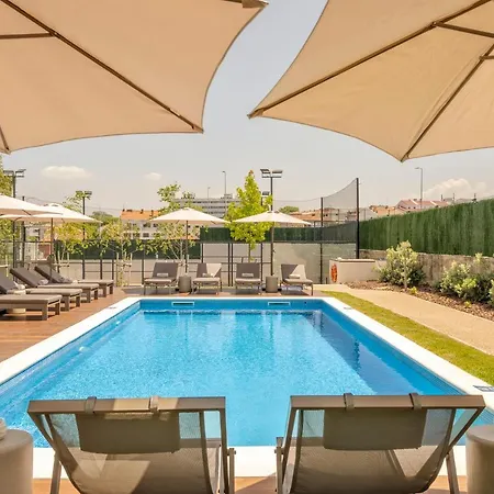 Bfresh - Padel, Pool & Fitness - Adults Only Hotel